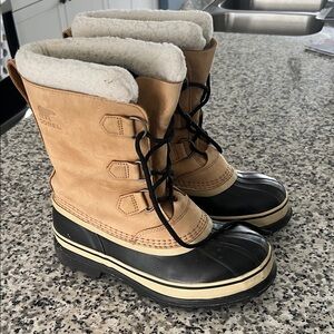 Sorel Caribou Camel and Black Snow Boots